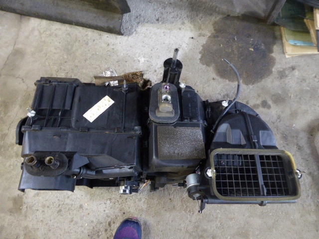 фото №13, Sharan i 7m 95-00 корпус нагревателя воды климат климатроник 2.8 vr6 aaa