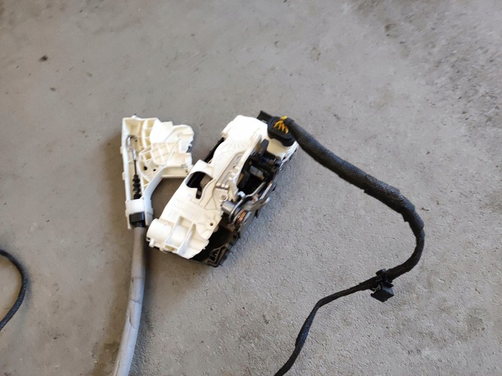 фото №8, Vito w447 замок дверь сдвижных правые зад ручка a4475403755 a4477304000