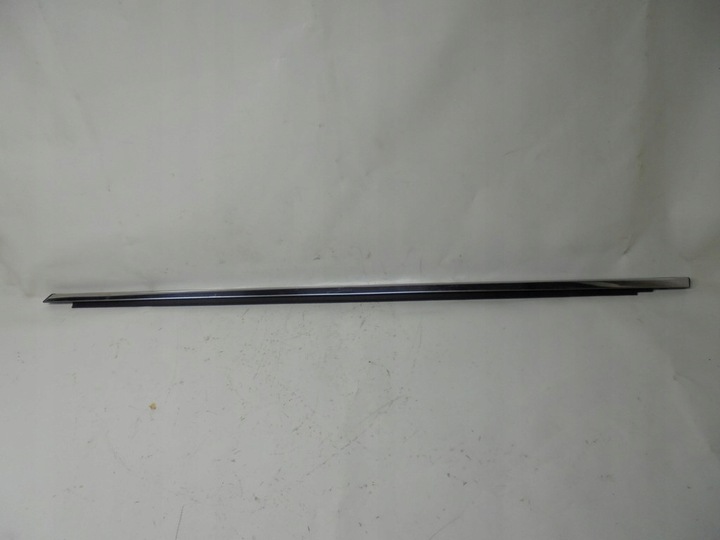 фото №1, Планка накладка ущільнювач хром двері лівий перед renault megane 4 iv