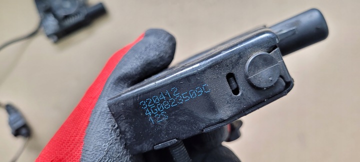 фото №10, A7 4g s7 замок капота перед 4g0823509c a6 c7 4g