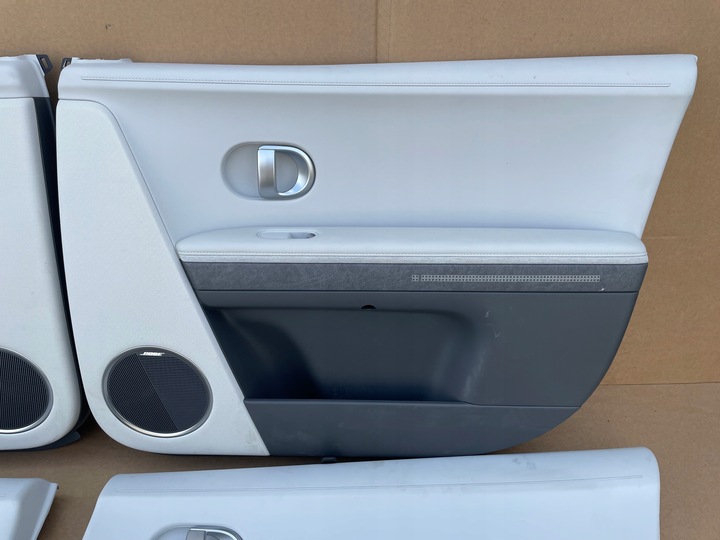 фото №10, Hyundai ioniq 5 боковина дверь зад левый правые идеальные