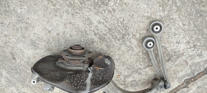 фото №7, Поворотна опора з ступиця правий перед audi a5 8t 1.8 tfsi 8k0407271p