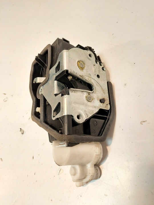 фото №4, Bmw f25 f26 замок двері лівий перед 4pin 7318409 eu