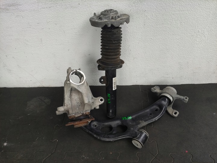 фото №1, Поворотна опора важіль амортизатор лівий bmw x1 f48 x2 f39 6876645