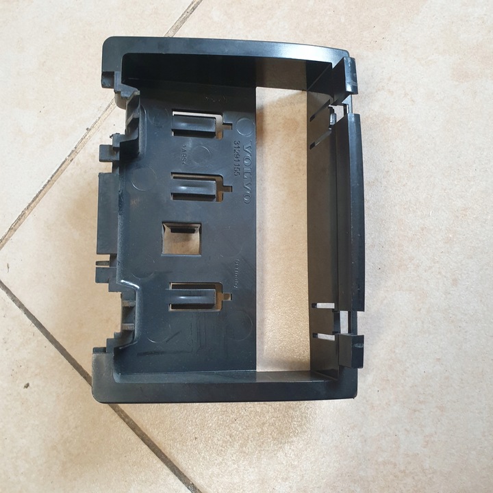 фото №1, Корпус каркас рамка кріплення попільнички тунелю зад volvo s80 c30 оригінальний номер eu