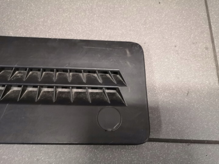 фото №3, Решітка повітропровід оббивка audi a8 d3 4e0819623