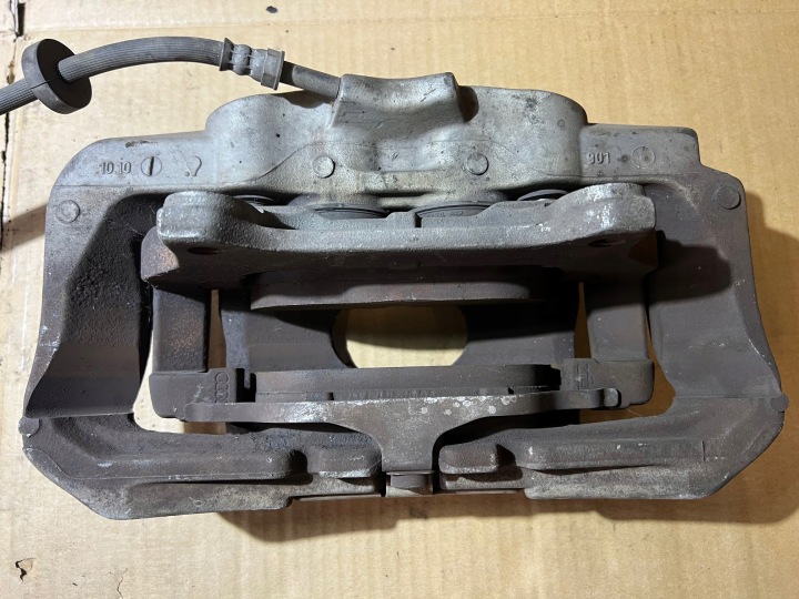 фото №11, Audi a6 c7 суппорт тормозной правое перед передний 356mm 4g06bc