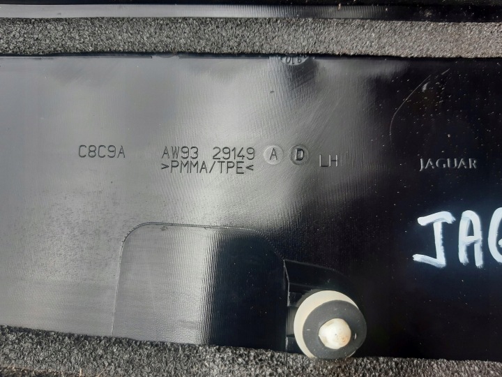 фото №10, Jaguar xj маскировочная накладка стойка зад aw93 29148 29149