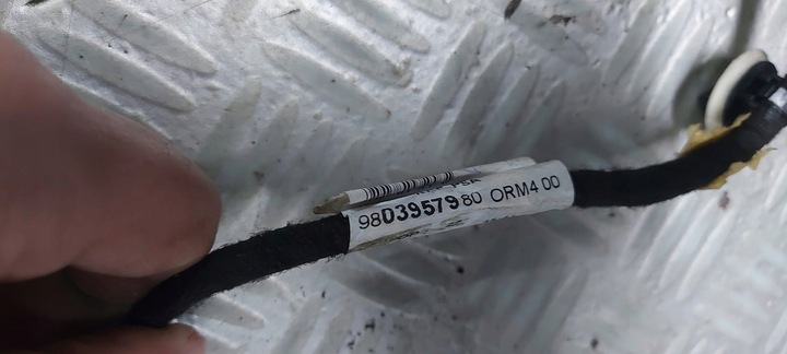 фото №6, Установка дверь правые перед peugeot 208 правые