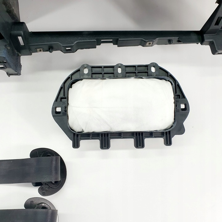 фото №7, Proace панель консоль подушки ремни подушка безопасности