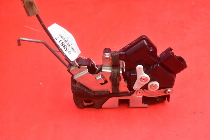 фото №1, Замок двері лівий перед переднє eu b83-b85-l mazda 5 1 i cr 05-08