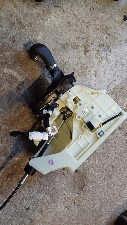 фото №8, Hyundai tucson iii вибірник зміни автомат трос 46700-d3xxx