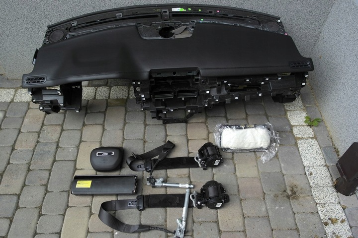 фото №1, Jeep compass ii iii рестайлинг панель консоль подушка безопасности ремни капот pulpit полка