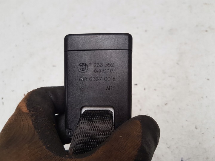 фото №4, Bmw 1 f20 f21 11-19r застібки ременя зад комплект