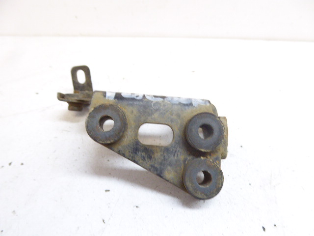 фото №5, Tucson i 04-10 крепление трос изменения коробки передач 2.0 16v g4gc