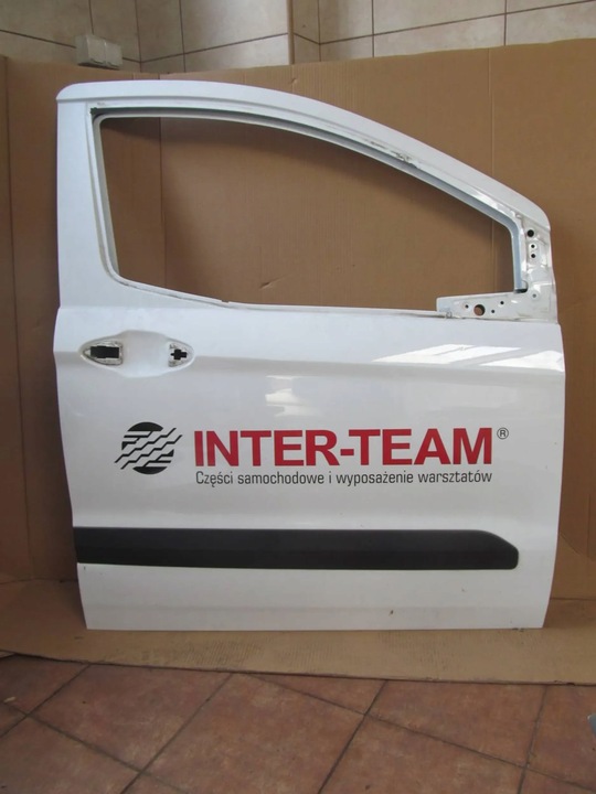 фото №8, Ford transit courier 14-23 дверь правые перед передние правые c410