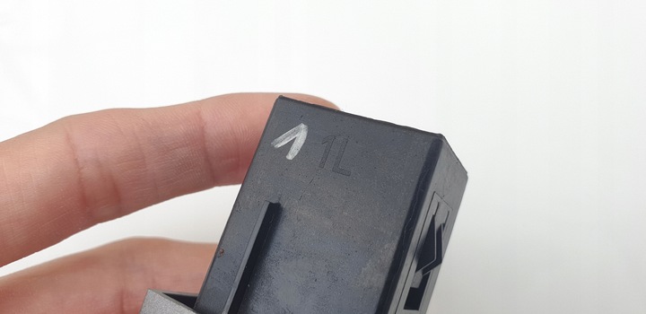 фото №9, Opel vectra c signum заглушка кнопки консолі панель панелі ліва