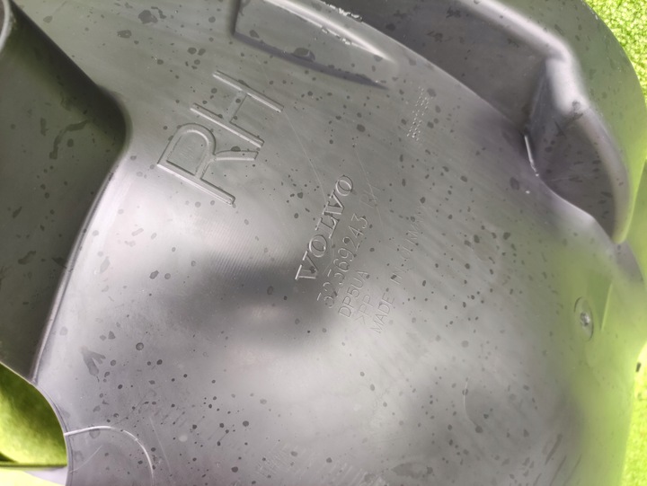 фото №14, Підкрилок передні праві volvo ex40 xc40 2018- c40 2022- ec40 оригінальний номер 32369243