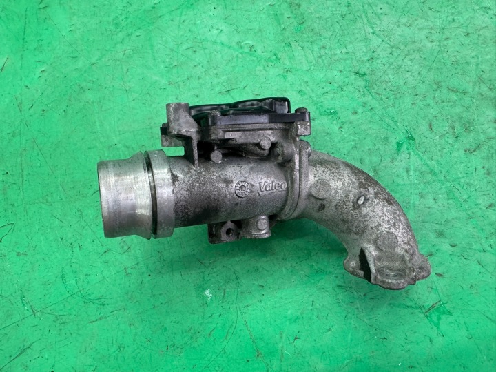 фото №8, Дросельна заслінка кришка гасильна 8200614985 renault megane 3 iii 1.5 dci 08-
