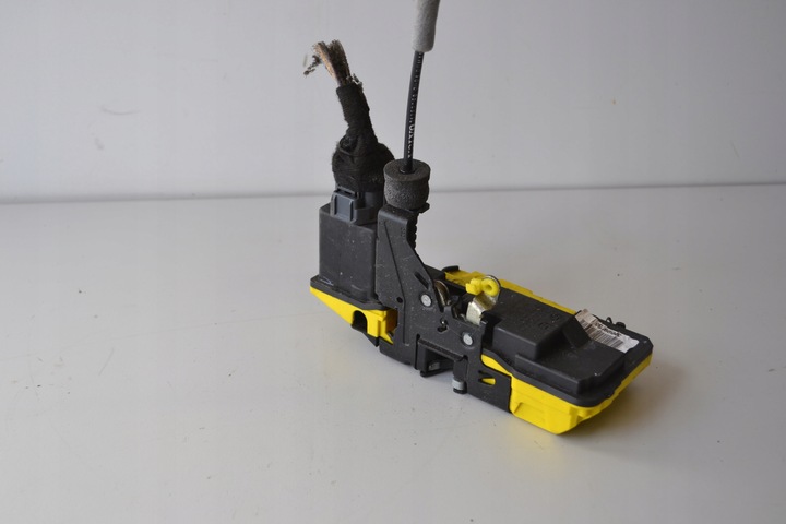 фото №3, Замок дверь зад правые задний 6 pin volvo xc90 i оригинальный номер 30699756