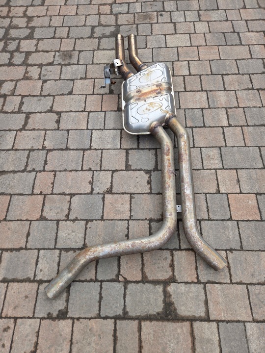 фото №1, Audi s8 a8 d4 рестайлінг 4.0 tfsi глушник вихлоп середній 4h0253411n