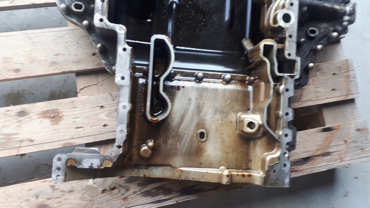 фото №14, S8 d3 поддон масляная основание 07l103603k 5.2 fsi s6