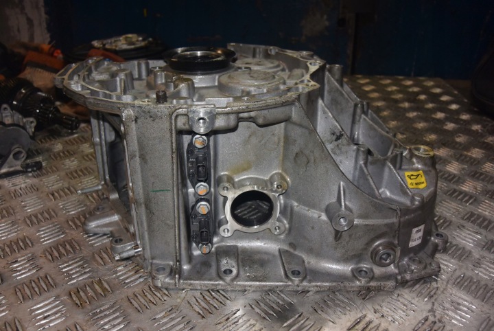 фото №8, Корпус коробки кпп / коробка передач renault clio v db1011 arkana e-tech 1.6 321019416r