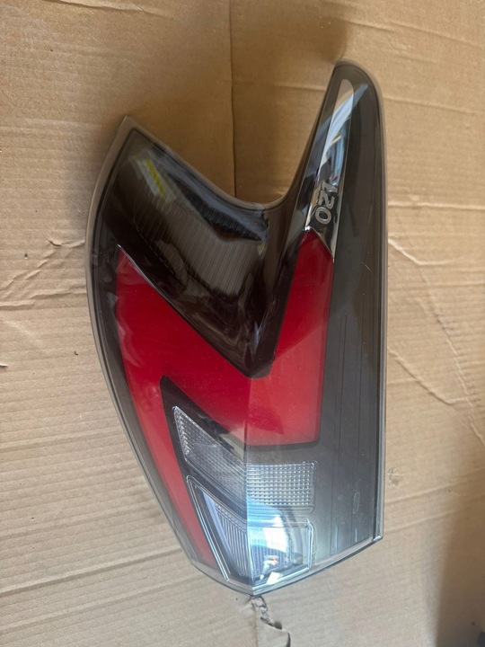 фото №7, Лампа правая левая накладка крышки лампы задние зад hyundai i20 3 iii 20- комплект