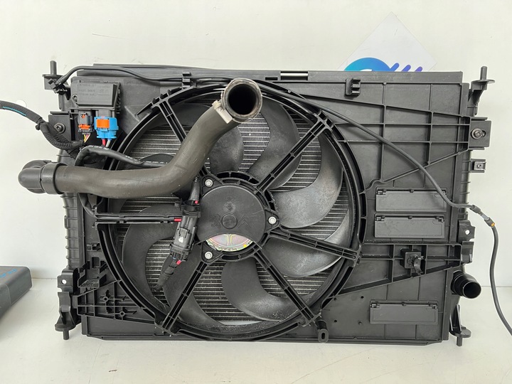 фото №13, Pas переднє радіатор citroen c4 picasso ii 1.6d дизель автомат