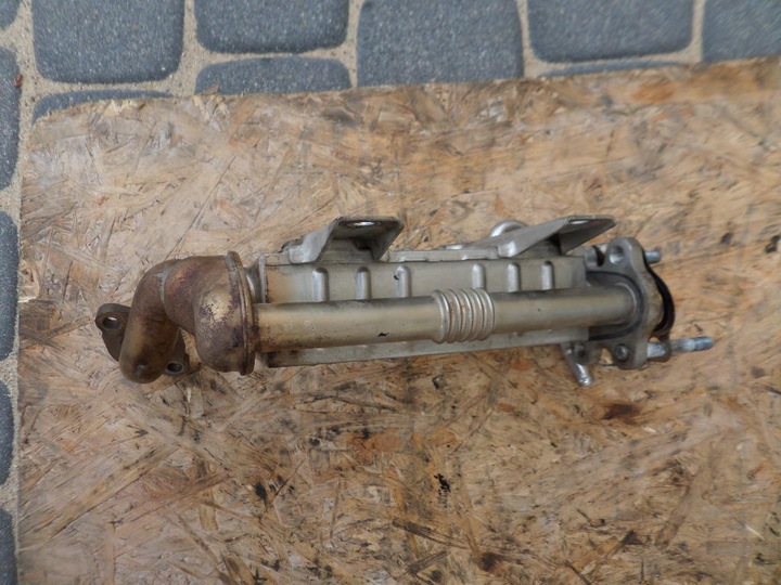 фото №5, Радіаторів вихлопних газів egr toyota avensis t27 d4d 1ad 2.0 rav 4 auris corolla