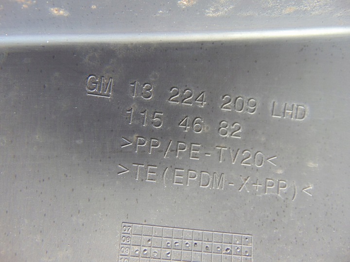 фото №13, Панель под лобовым стеклом пластиковый opel insignia 13224209 европа