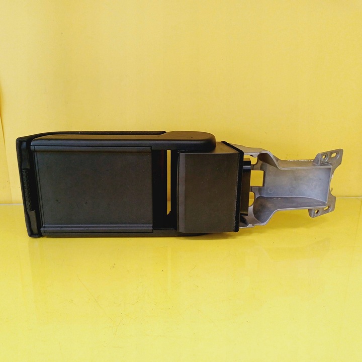 фото №10, Подлокотник opel signum 1044844 / 2443643 nr11
