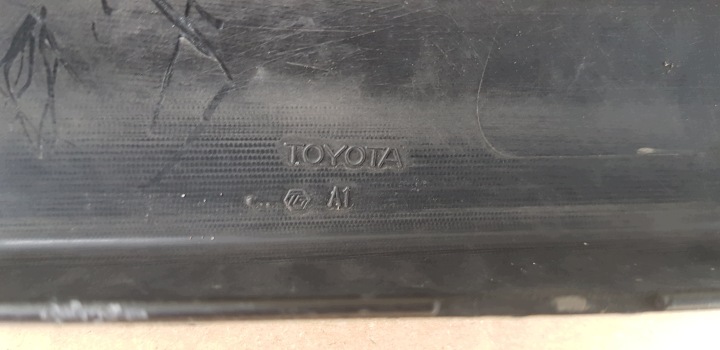 фото №14, Toyota camry 8 viii рестайлінг решітка середня бампера 53102-33350