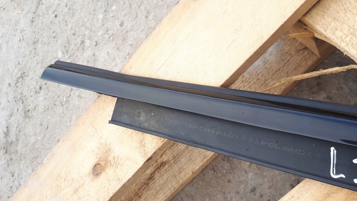 фото №8, A7 4g s7 планка накладка двері лівий зад sline