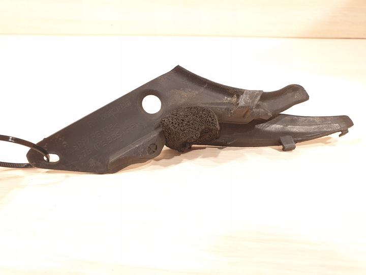 фото №5, Volvo s60 v70 xc70 захист підскло права 8663896