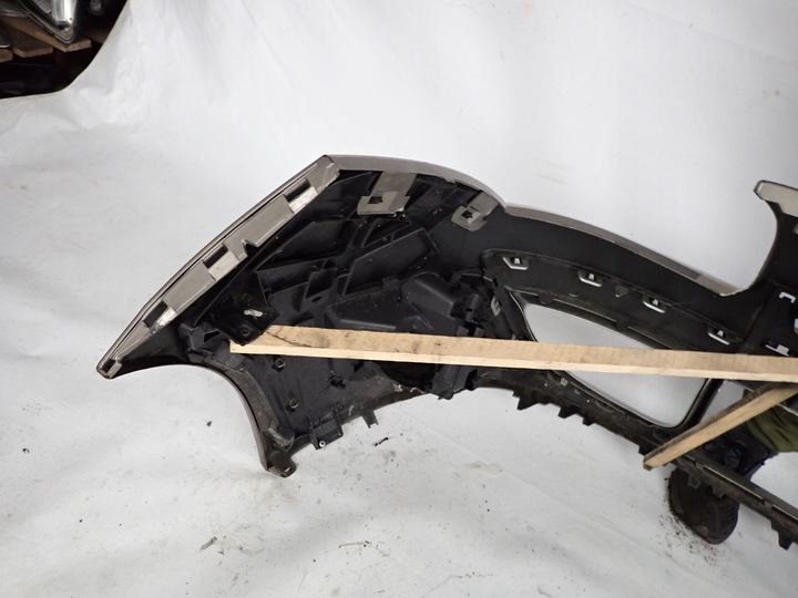 фото №10, Renault scenic iii 08- бампер перед переднє 620221946r