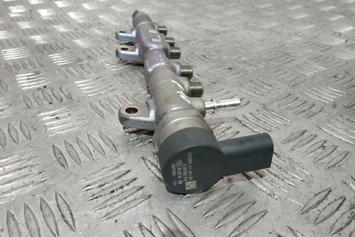 фото №10, Планка впрыскивающий bmw 5 f10 8514154 2.0l дизель 140kw 2016