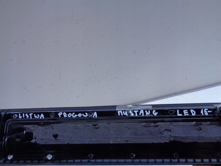 фото №3, Планка пороговая порог защита порога ford mustang 15- led
