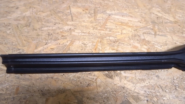 фото №3, Mercedes утка планка порога порог багажника 6117430030 оригинал