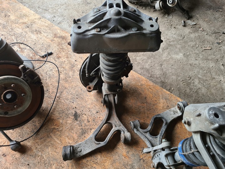 фото №5, Mcperson поворотный кулак правая левая q7 touareg cayenne