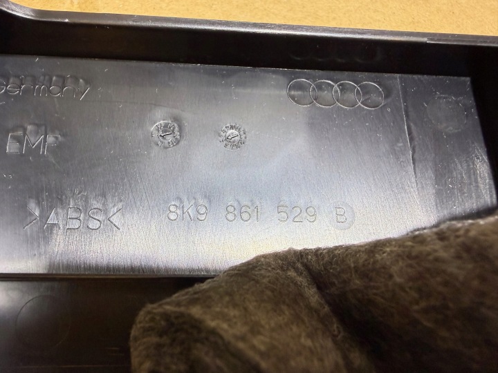 фото №9, Audi a4 b8 пол бардачок покрытие багажника комплект ремонтный 8k9861529b