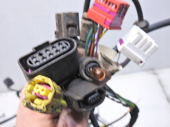 фото №10, Жгут установка камеры двигателя a6 c6 2.0 tfsi