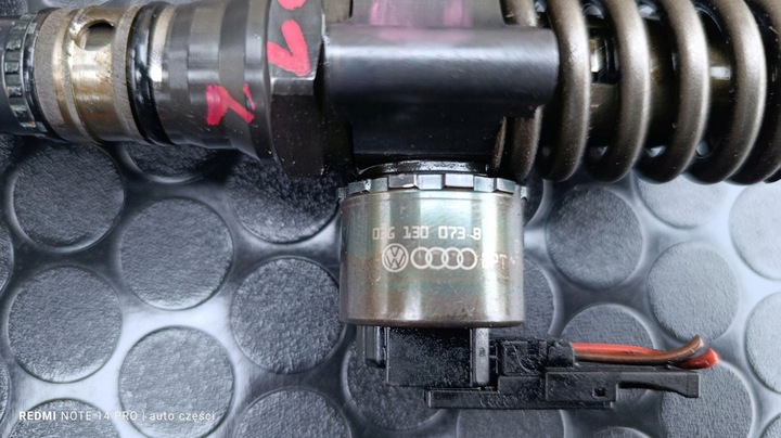 фото №6, Pompowtryskiwacz комплект pompowtryski vw passat b6 0414720403 2.0 tdi
