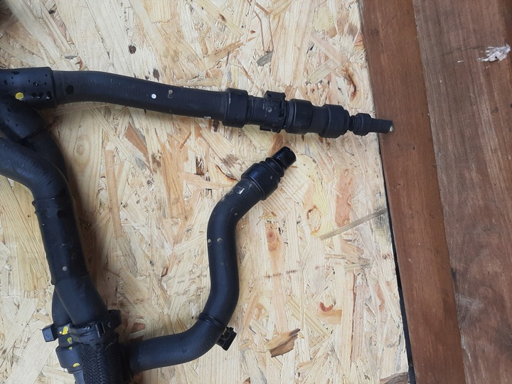 фото №3, Насос воды шланг комплект renault 0392023219