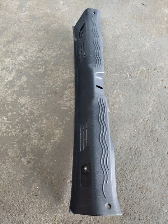 фото №1, Планка захист порога багажника зад renault modus 1.6benz 16v 8200213727