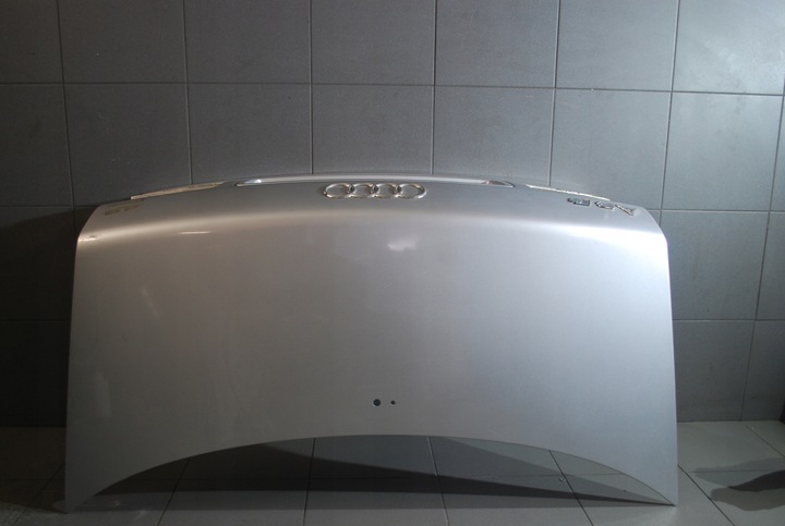 фото №1, Кришка багажника audi a8 d2 ly7w голий