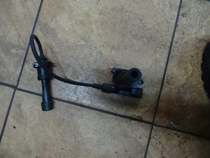 фото №8, Santa fe i 1 2.4b 16v 00' катушка зажигания