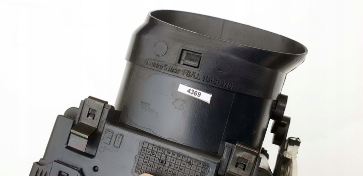 фото №11, Skoda octavia i 1 mk1 рестайлінг po рестайлінг решітка повітропровід ліва справна оригінал