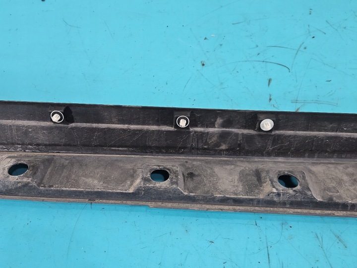 фото №8, Молдинг порогова права поріг накладка toyota rav4 v 75850-42031-00