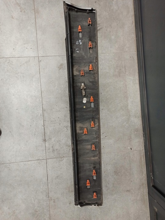 фото №5, Audi q7 i 4l планка двері лівий перед 4l0853959